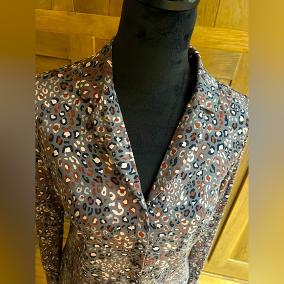Boden Animal Print, Knit, Button-up Blouse - Picture 12 of 12